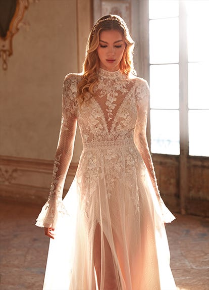 Wedding Dress - Beautiful Brides Plus - Seashell | BeautifulBridesPlus Bridal  Gown